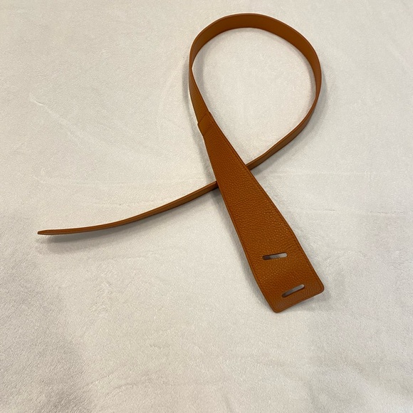 Elegant Brown Belt - Picture 2 of 5